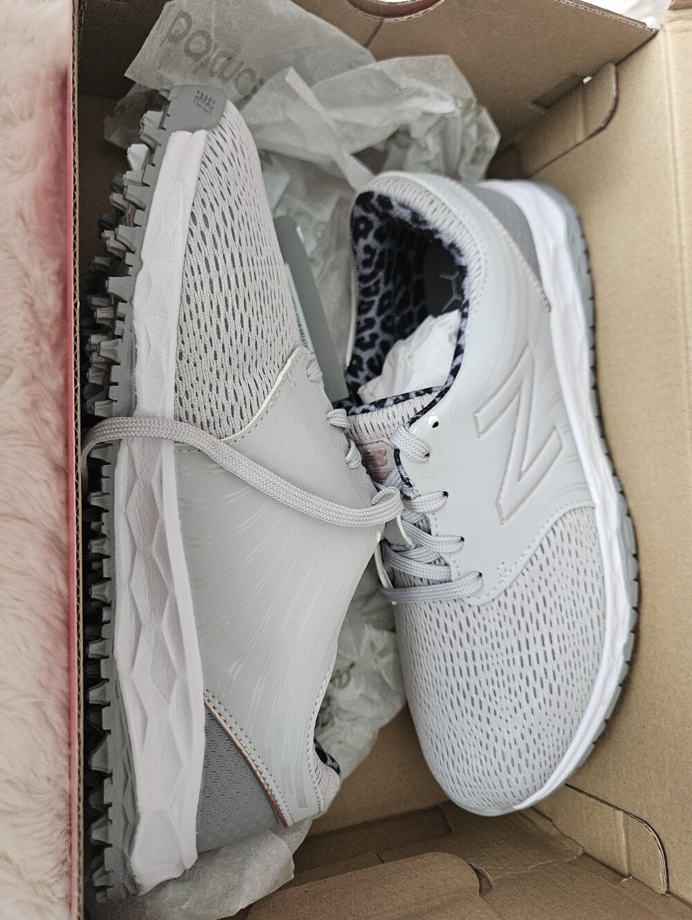 New In Box New Balance Womens Fresh Foam Breathe Golf Shoes - Light Grey Sz 6 - Picture 13 of 13